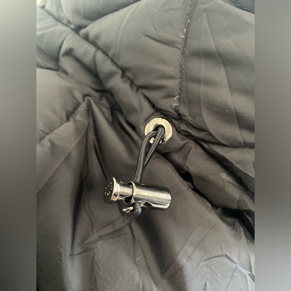 Moncler Laurie Down Filled Puffer Vest with Hood - Picture 6 of 16